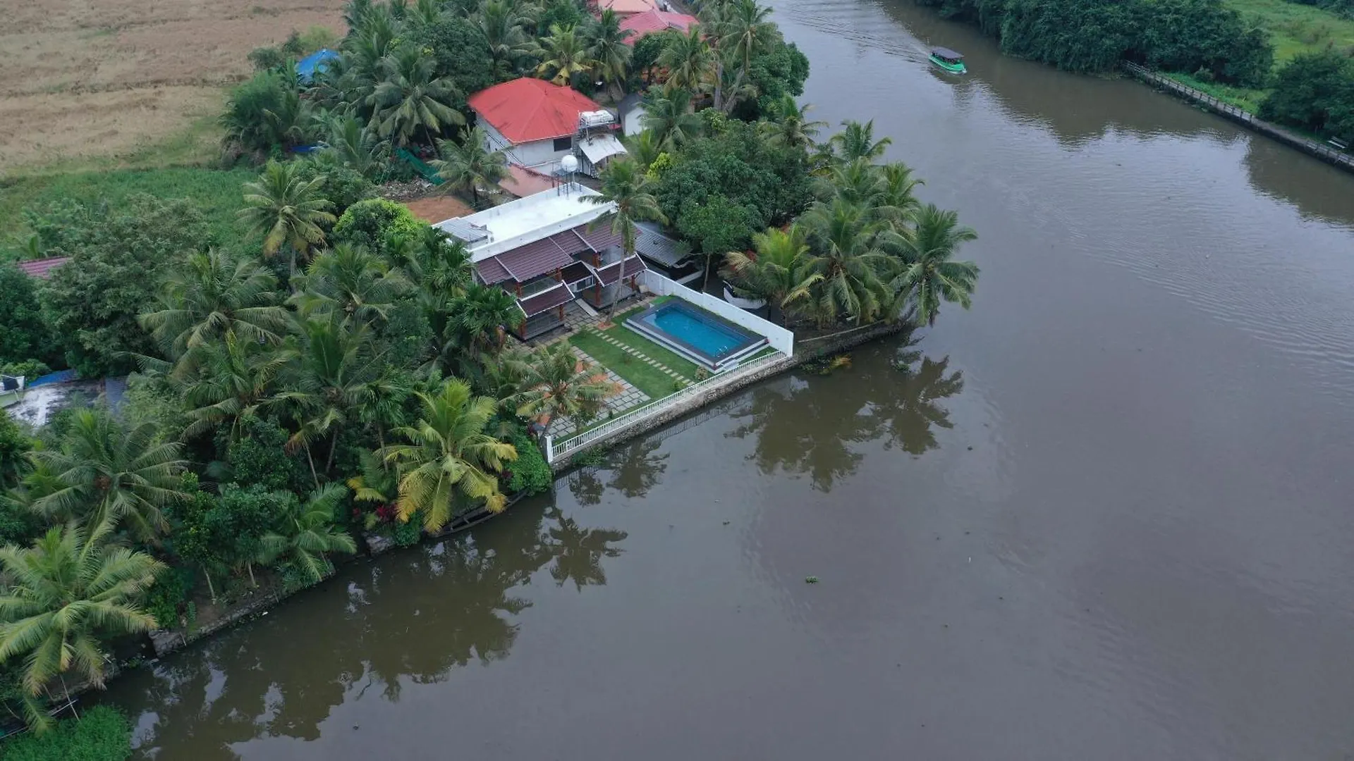 Kumarakom Sunview